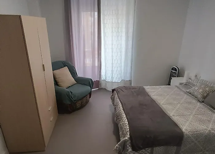 Apartamentos La Campana 1
